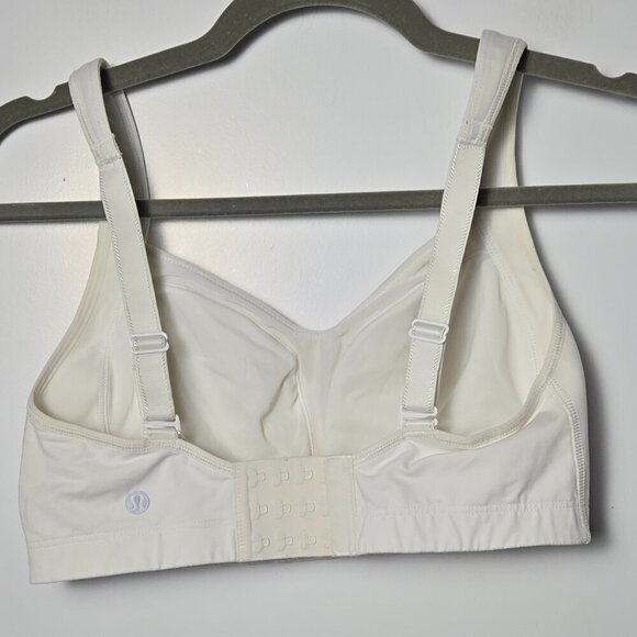 Lululemon Ta Ta Tamer II - 30-32 B/C White - Picture 4 of 8